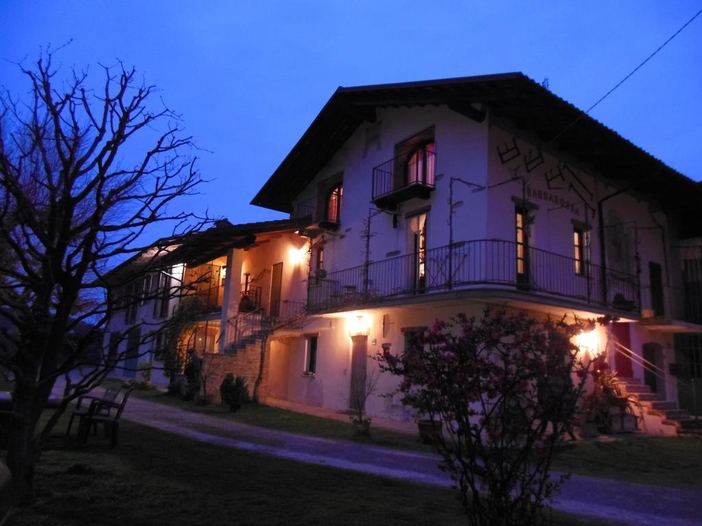 Agriturismo Affittacamere Barbarossa Dogliani Exterior foto